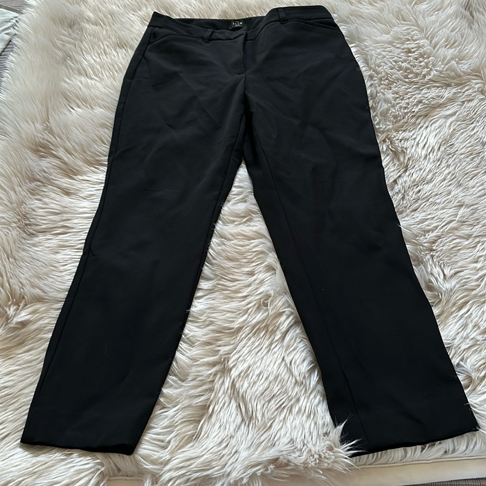 WHBM the slim ankle black slacks 8